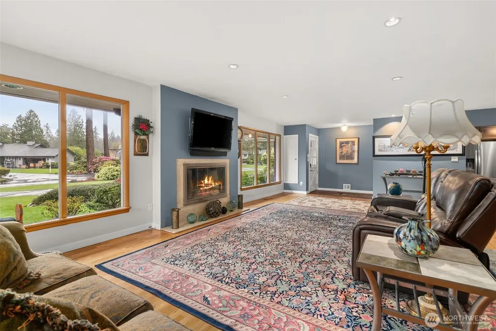 12 Forest Glen Lane SW Lakewood WA 98498