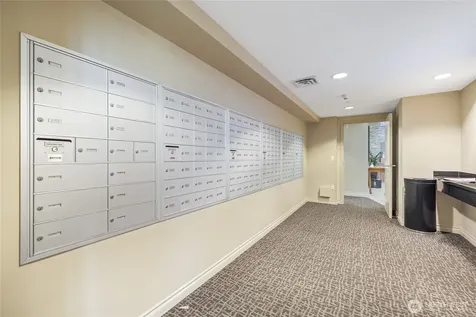 1420 Terry Avenue Seattle WA 98101