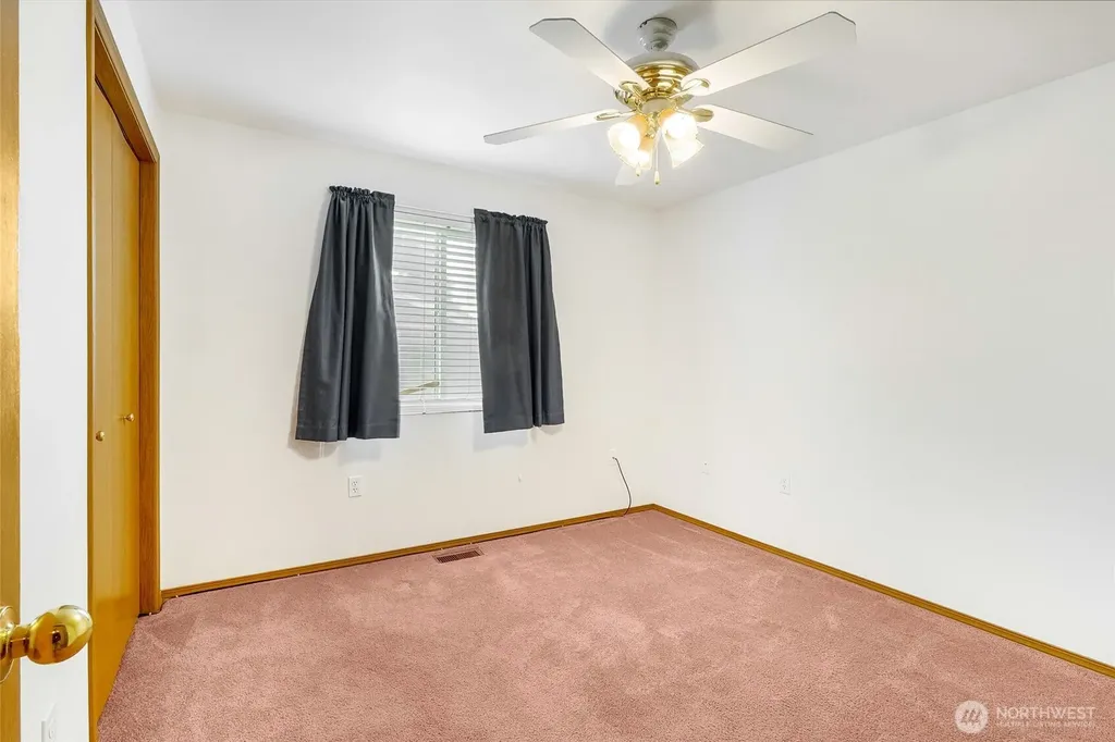230 NE K Street Ephrata WA 98823