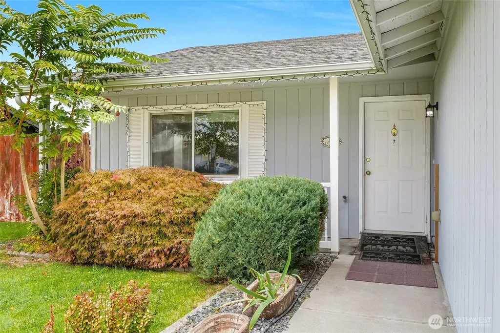 230 NE K Street Ephrata WA 98823
