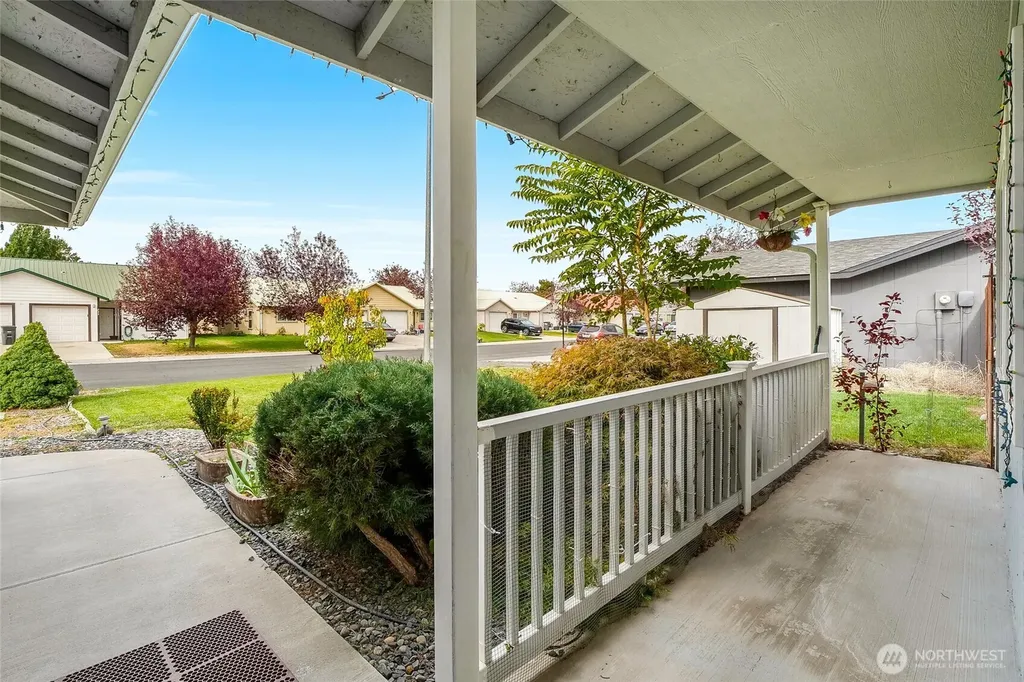 230 NE K Street Ephrata WA 98823