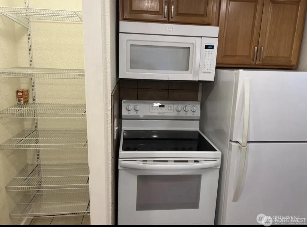811 E Fairhaven Avenue Burlington WA 98233