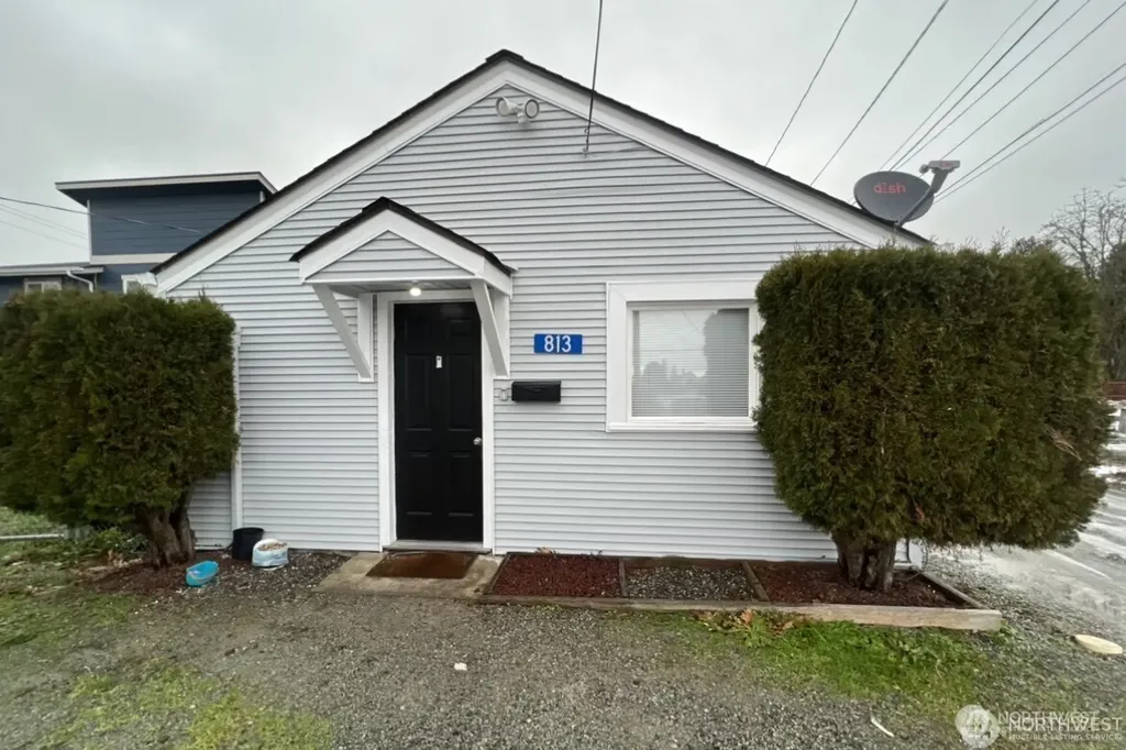 811 E Fairhaven Avenue Burlington WA 98233