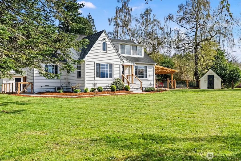 6924 NW Herried Road Silverdale WA 98383