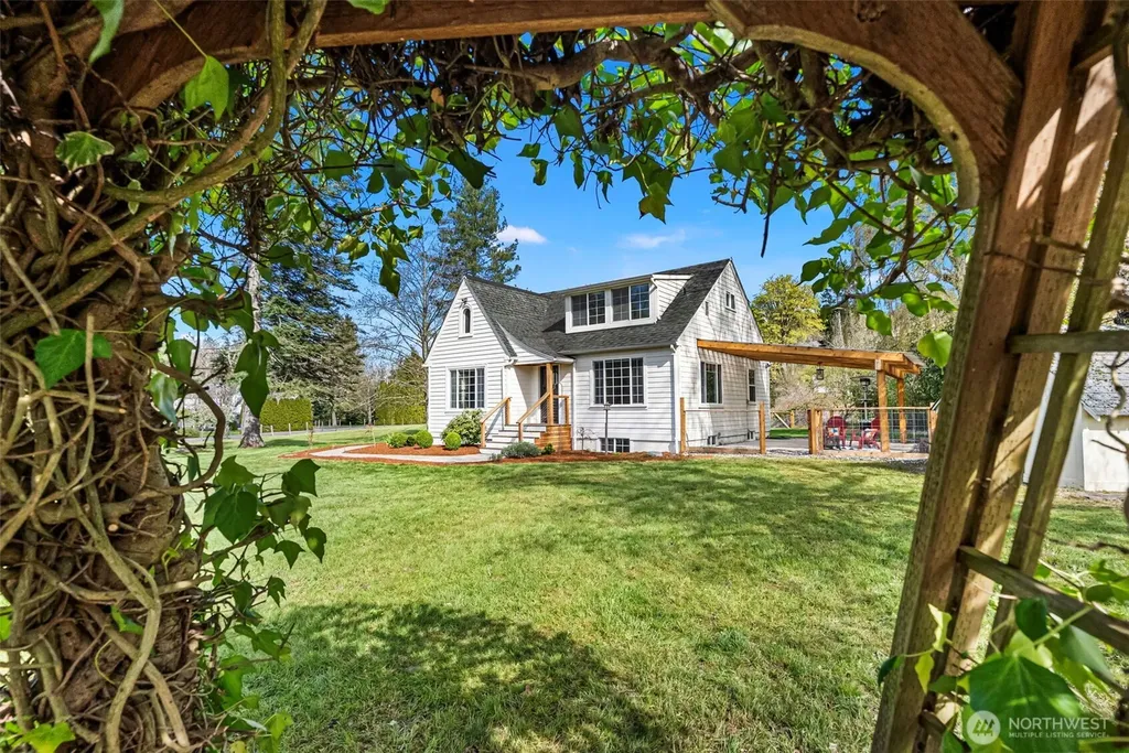 6924 NW Herried Road Silverdale WA 98383