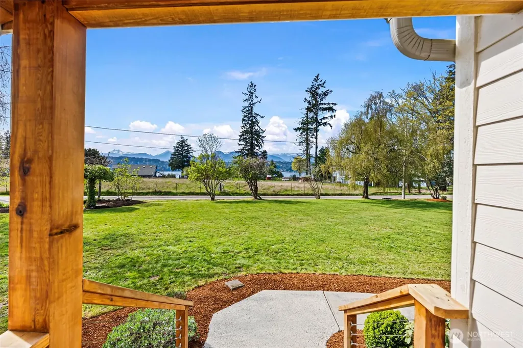6924 NW Herried Road Silverdale WA 98383