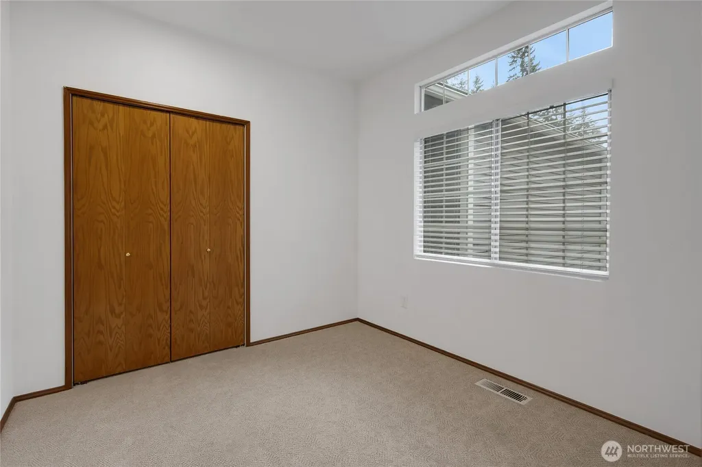 27027 190th Avenue SE Covington WA 98042