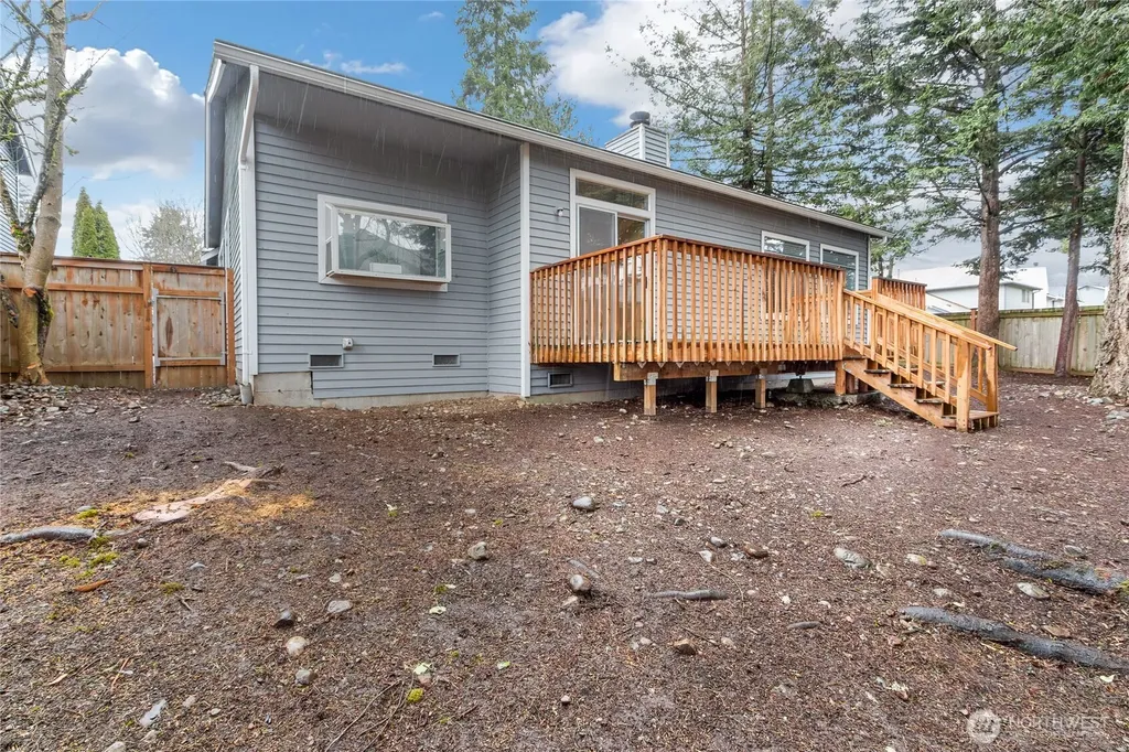 27027 190th Avenue SE Covington WA 98042