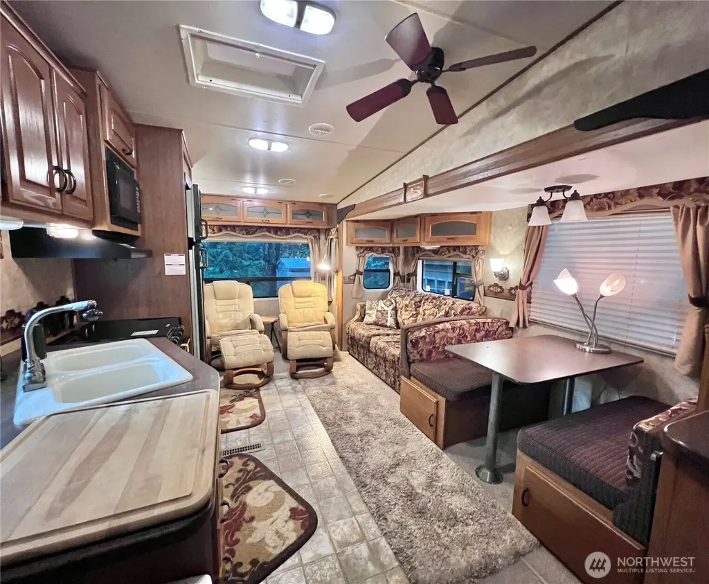 240 Shinn Canyon Drive Deming WA 98244