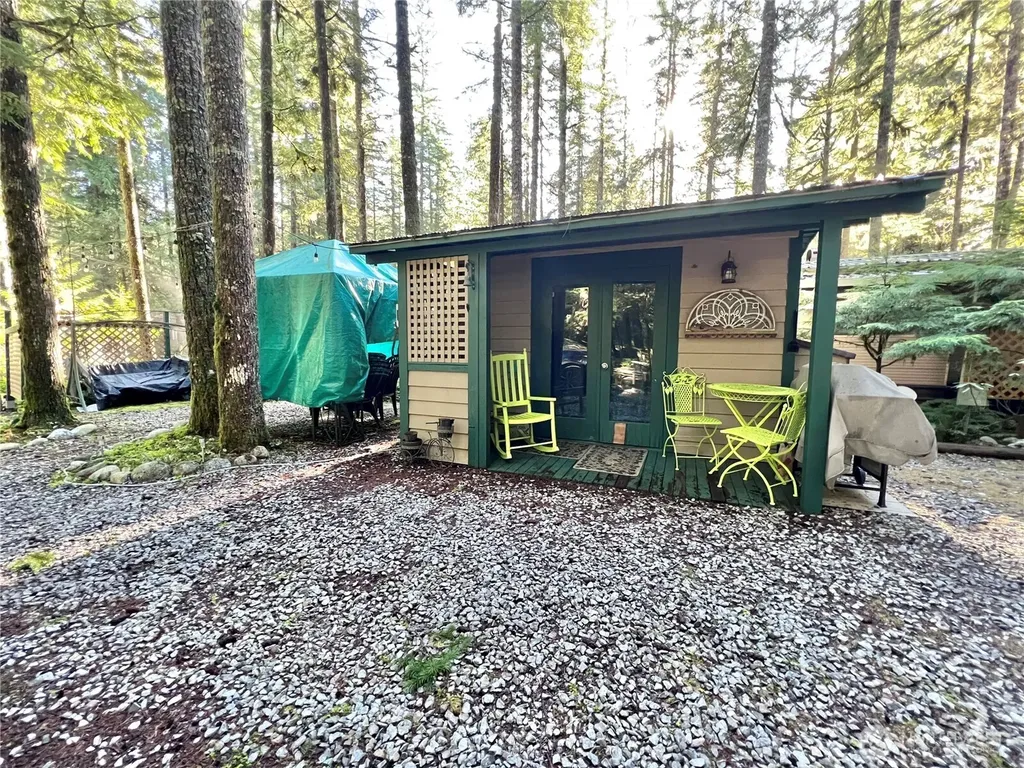 240 Shinn Canyon Drive Deming WA 98244