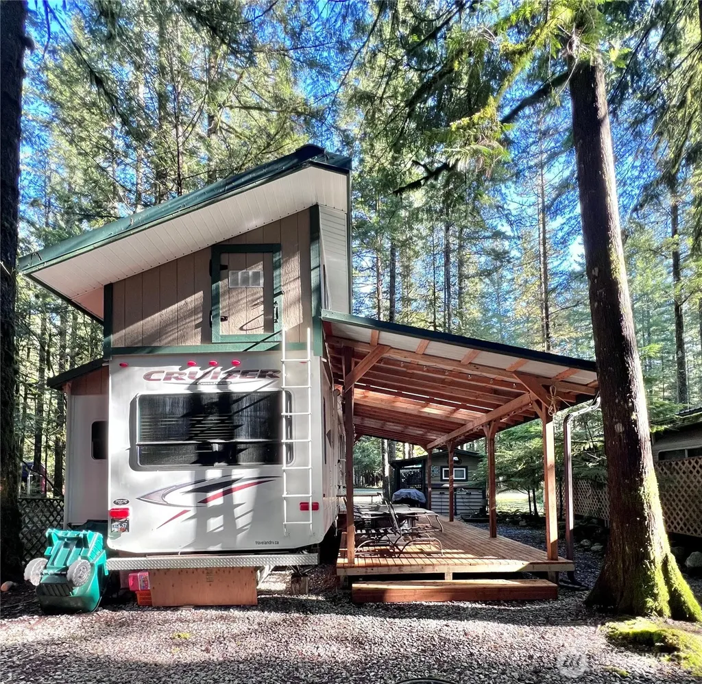 240 Shinn Canyon Drive Deming WA 98244