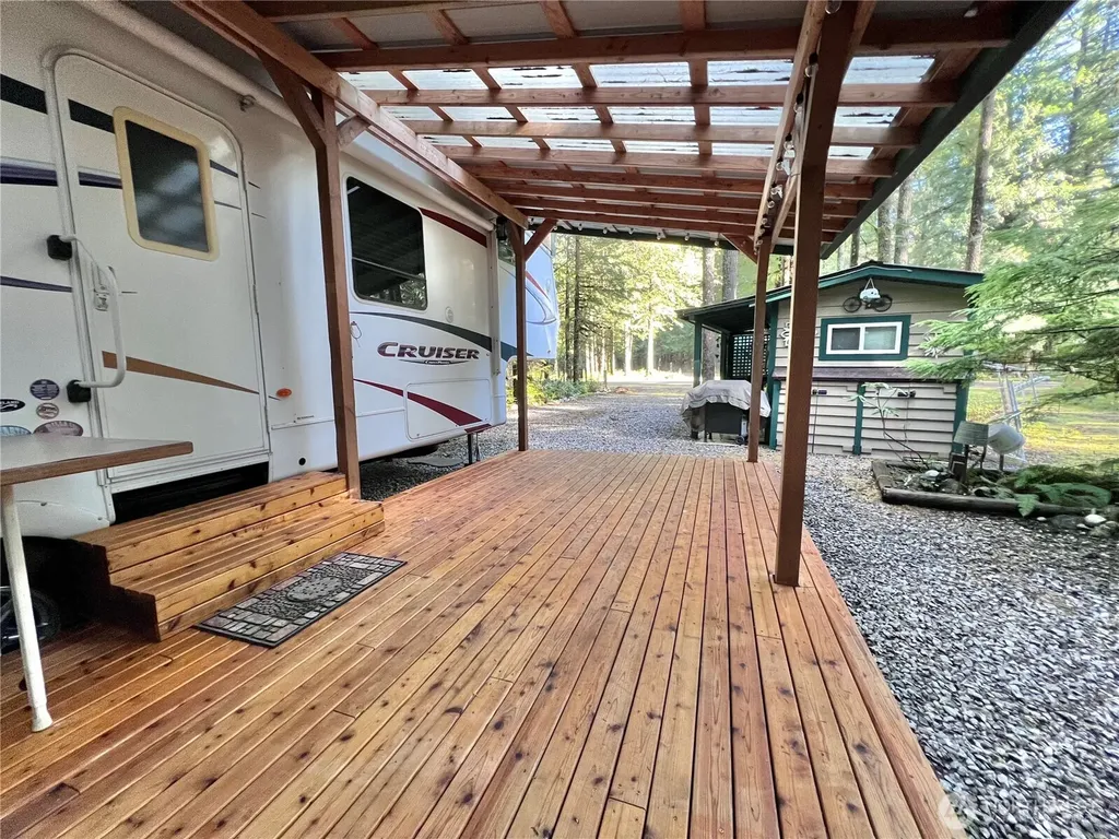 240 Shinn Canyon Drive Deming WA 98244