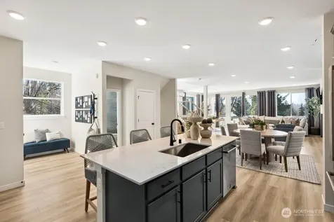 4130 Aberdeen Way NE Renton WA 98056