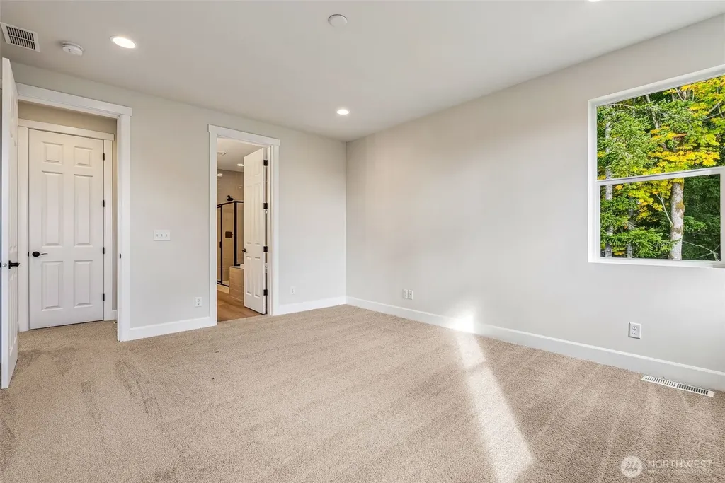 10637 Treasure Drive NW Silverdale WA 98383