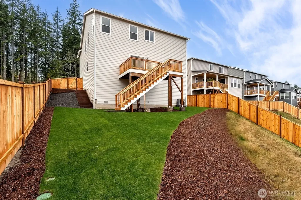 10637 Treasure Drive NW Silverdale WA 98383