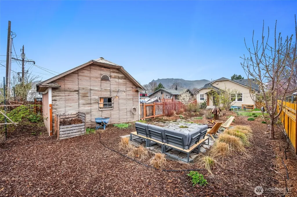 909 Kittitas Street Wenatchee WA 98801