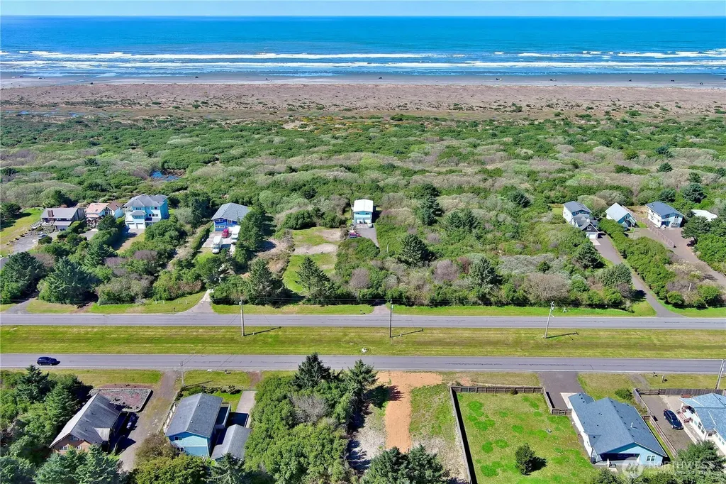 538 Ocean Shores Boulevard NW Ocean Shores WA 98569