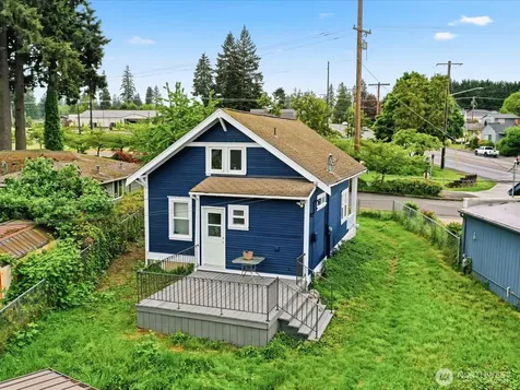 6807 Commercial Avenue Everett WA 98203