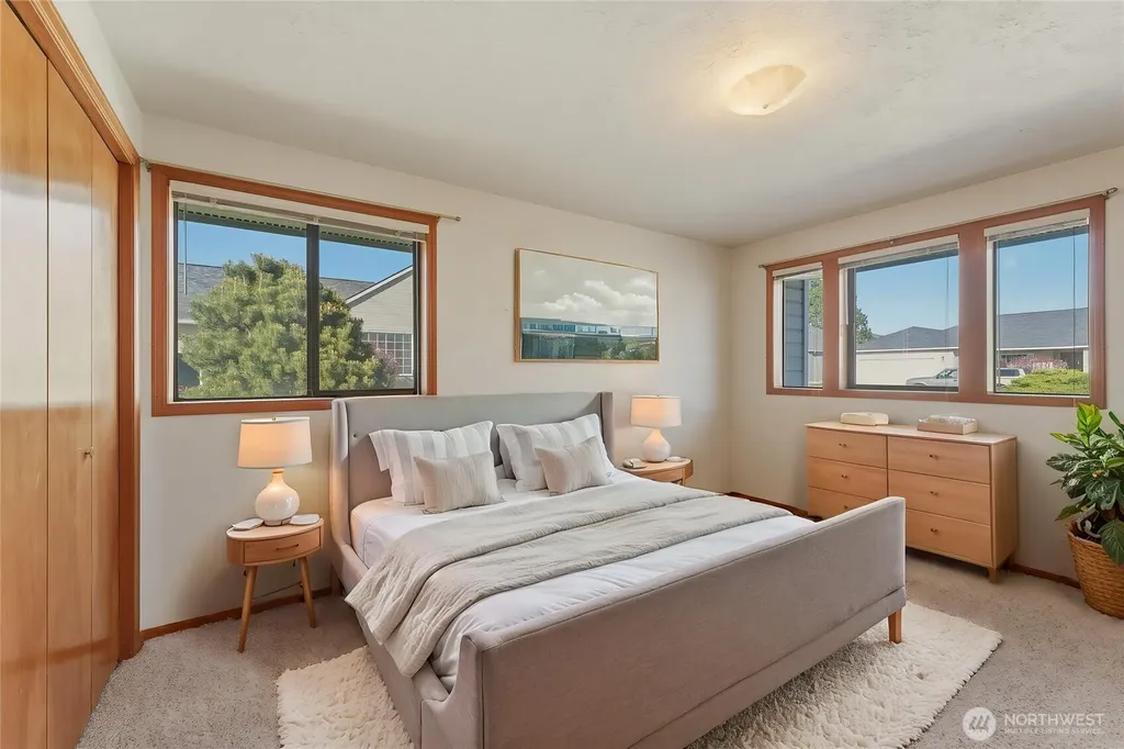 807 SE Sentry Drive College Place WA 99324