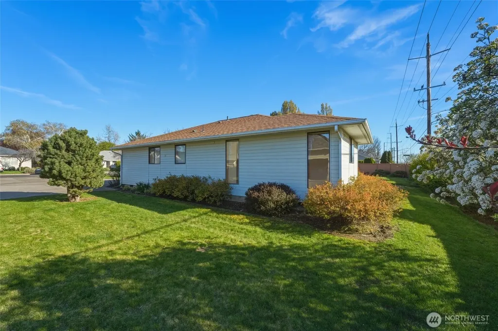 807 SE Sentry Drive College Place WA 99324