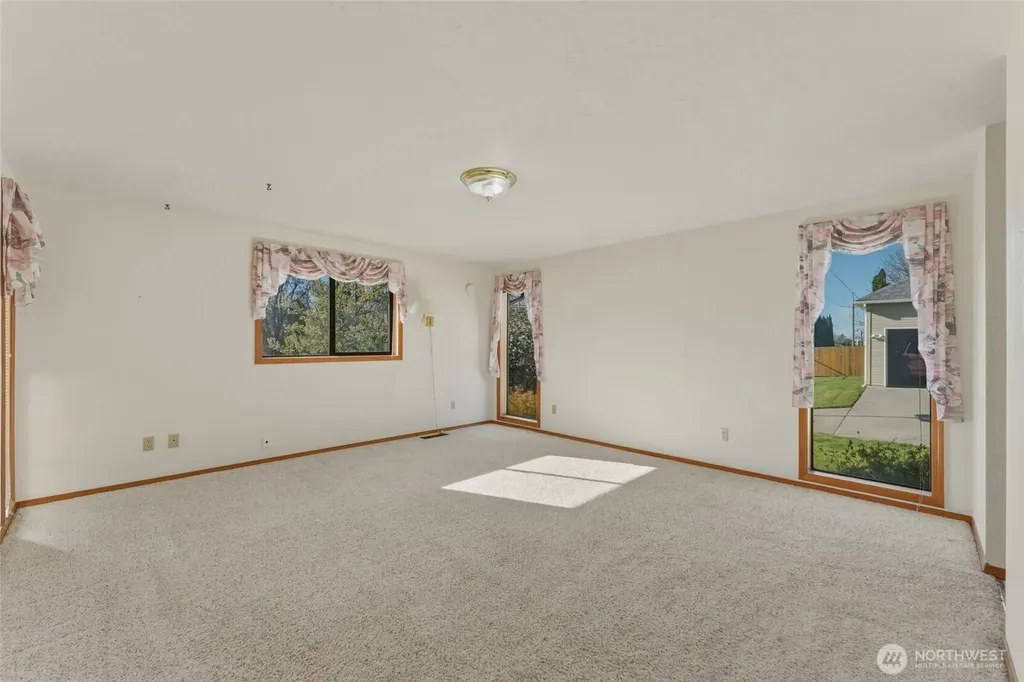 807 SE Sentry Drive College Place WA 99324