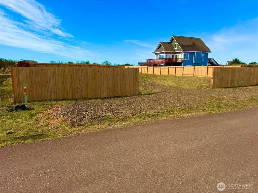 1375 Sand Pebble Avenue SW Ocean Shores WA 98569