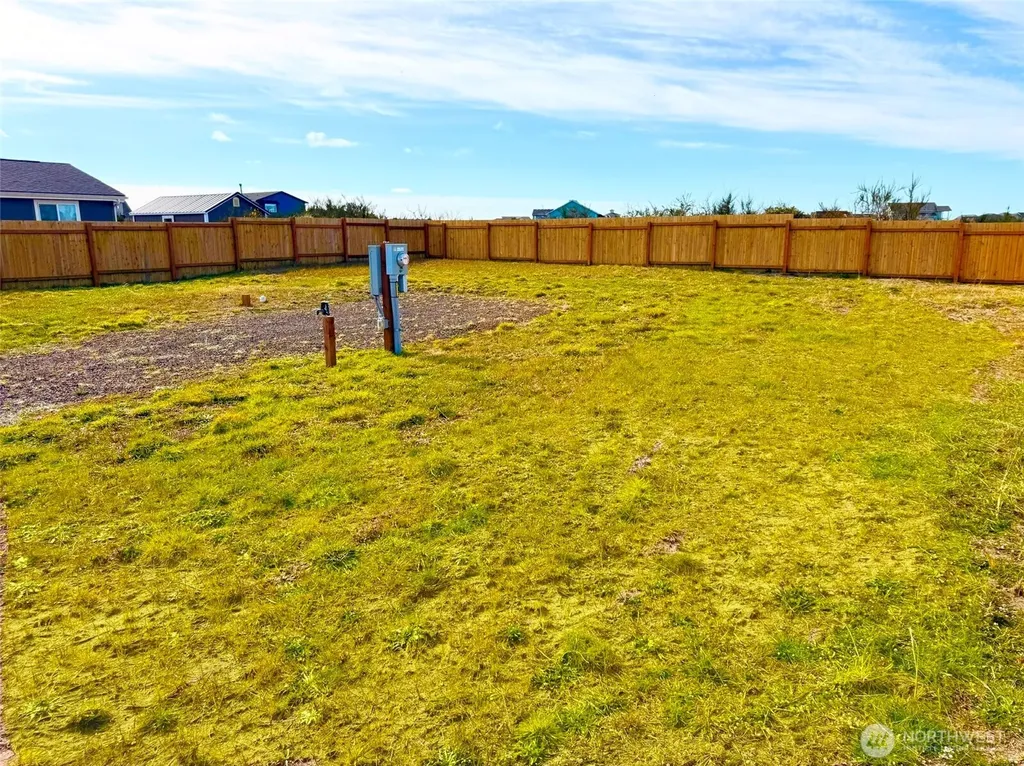 1375 Sand Pebble Avenue SW Ocean Shores WA 98569