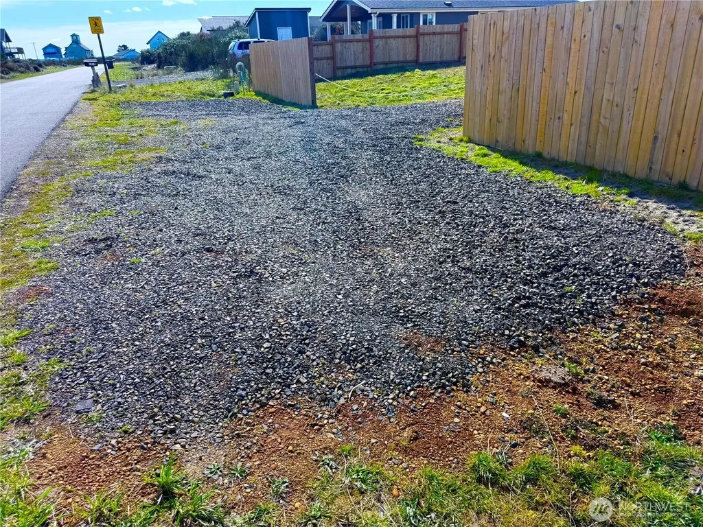1375 Sand Pebble Avenue SW Ocean Shores WA 98569