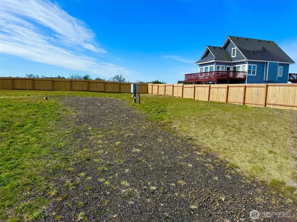 1375 Sand Pebble Avenue SW Ocean Shores WA 98569