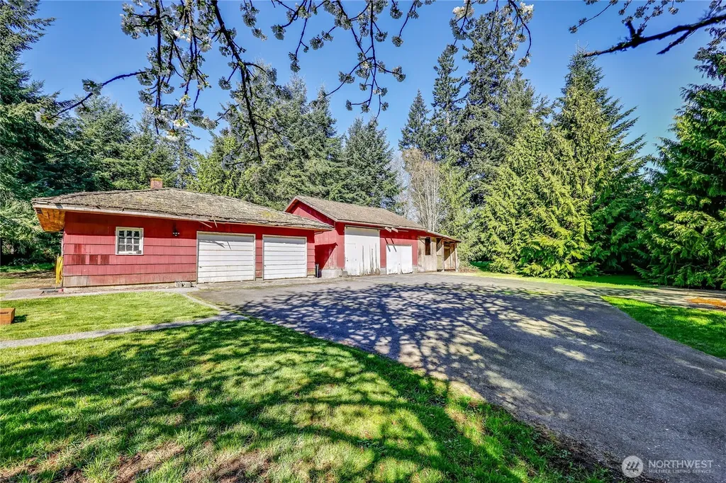 23975 South Kingston NE Kingston WA 98346