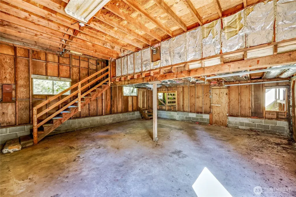 23975 South Kingston NE Kingston WA 98346