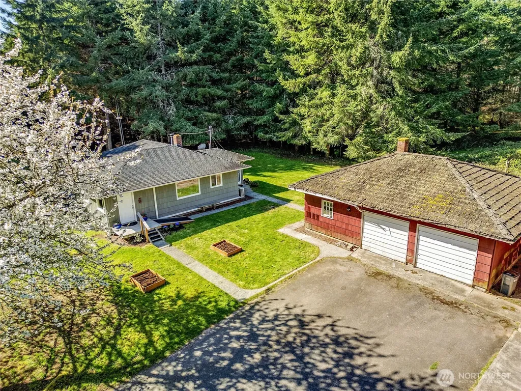 23975 South Kingston NE Kingston WA 98346