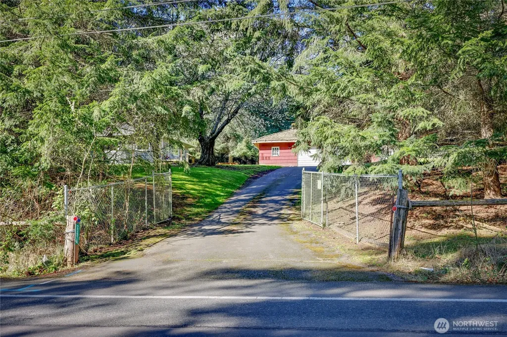 23975 South Kingston NE Kingston WA 98346