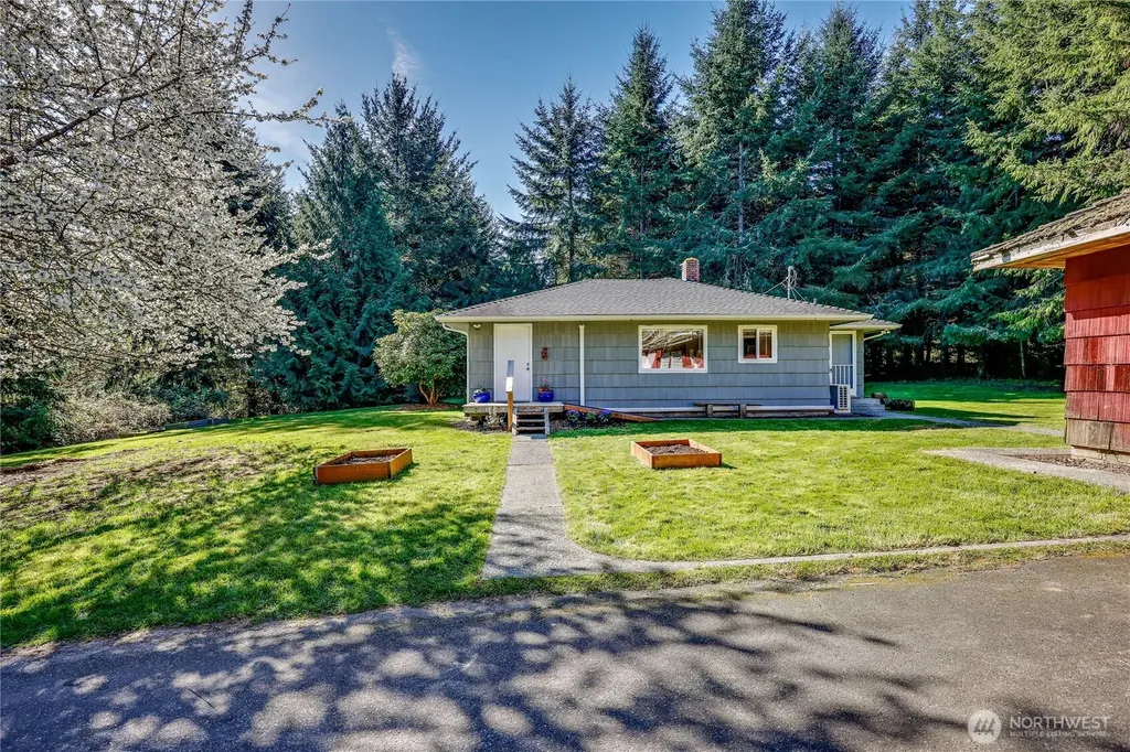 23975 South Kingston NE Kingston WA 98346