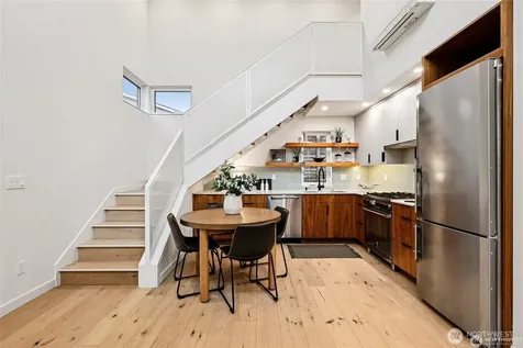 8605 5th Avenue NE Seattle WA 98115
