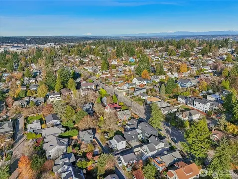 8605 5th Avenue NE Seattle WA 98115