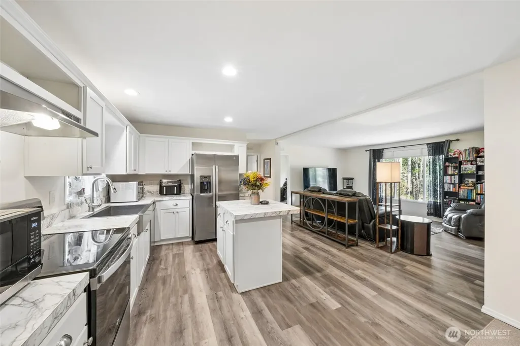 1828 197th Avenue SW Lakebay WA 98349
