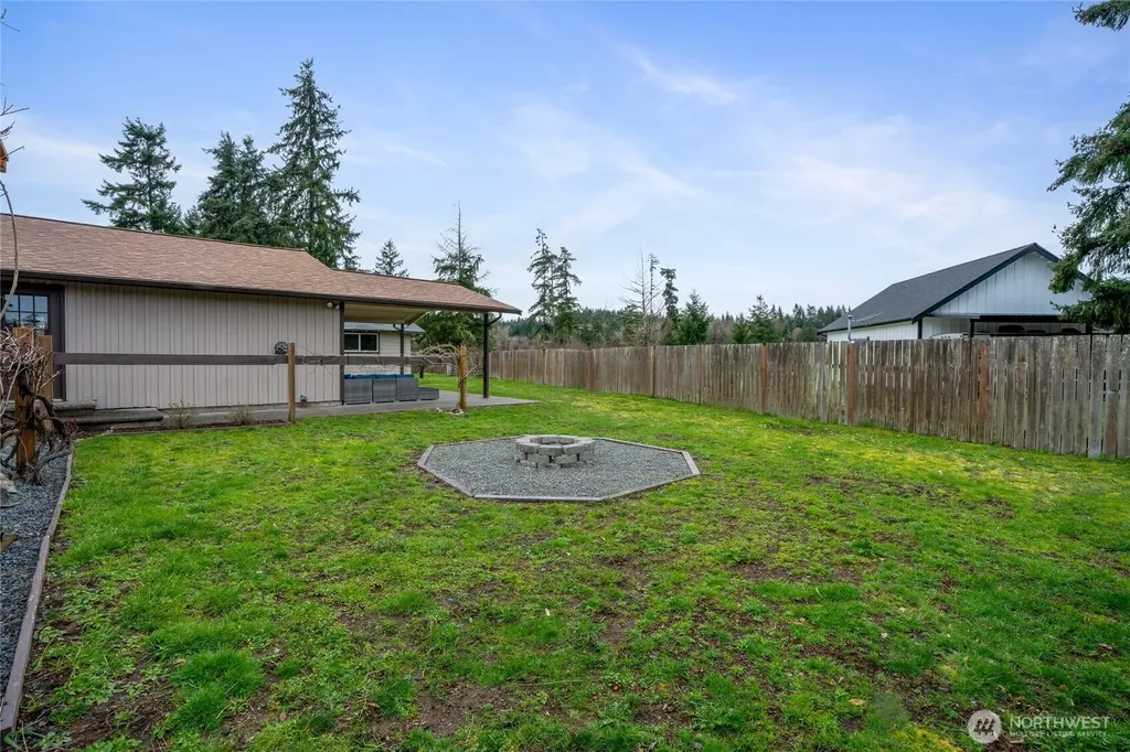 6408 366th Street Ct E Eatonville WA 98328