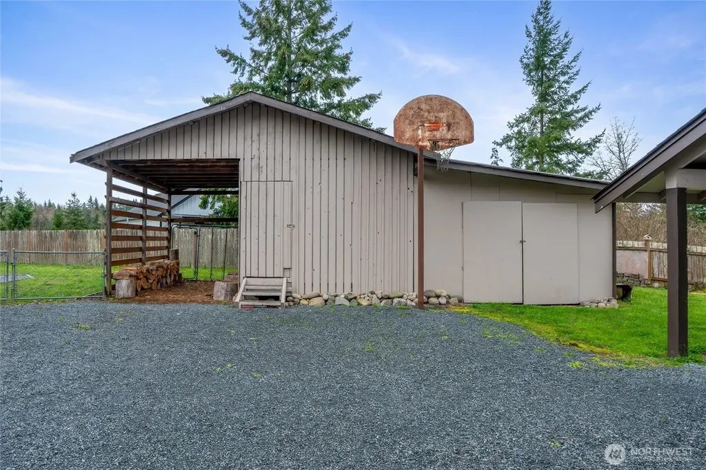6408 366th Street Ct E Eatonville WA 98328