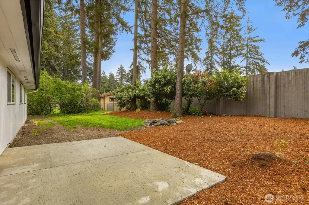 17161 SE 264th Street Covington WA 98042