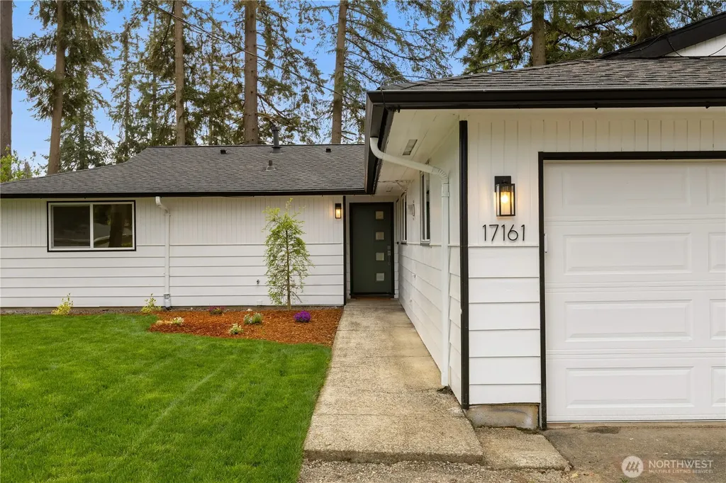 17161 SE 264th Street Covington WA 98042