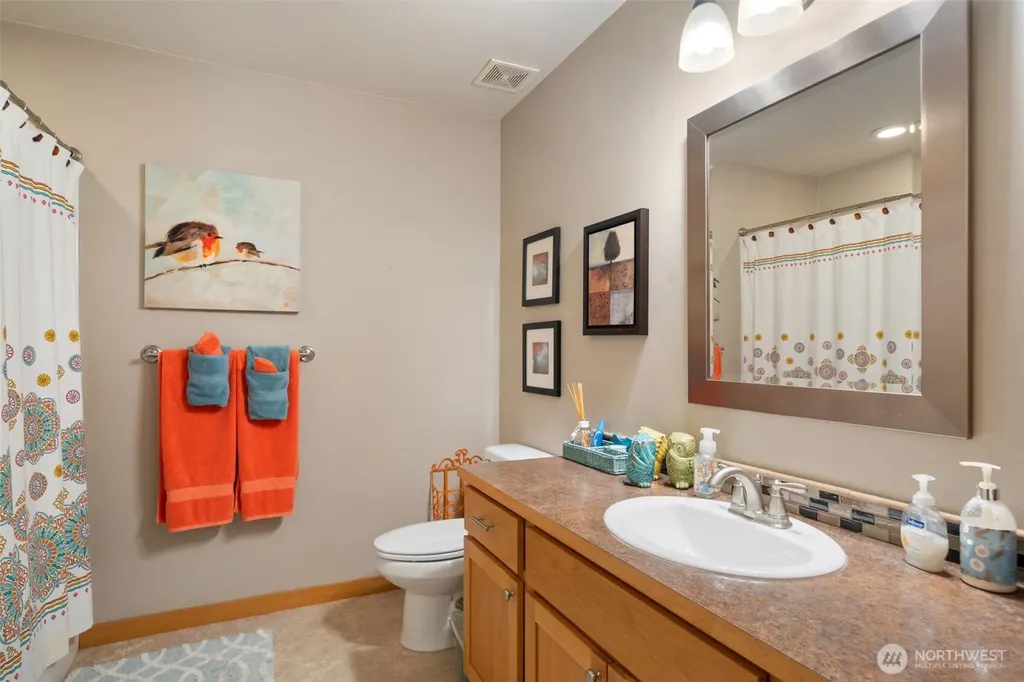 8992 Denise Place NE Bremerton WA 98311