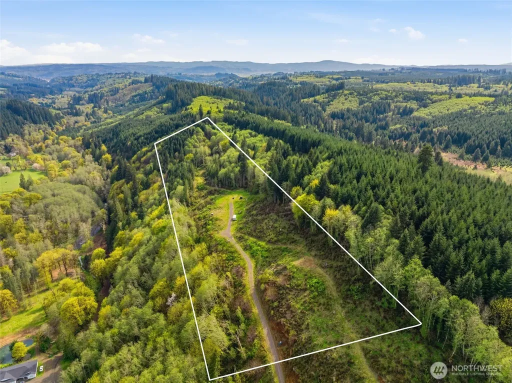 505 Apple Creek Longview WA 98632