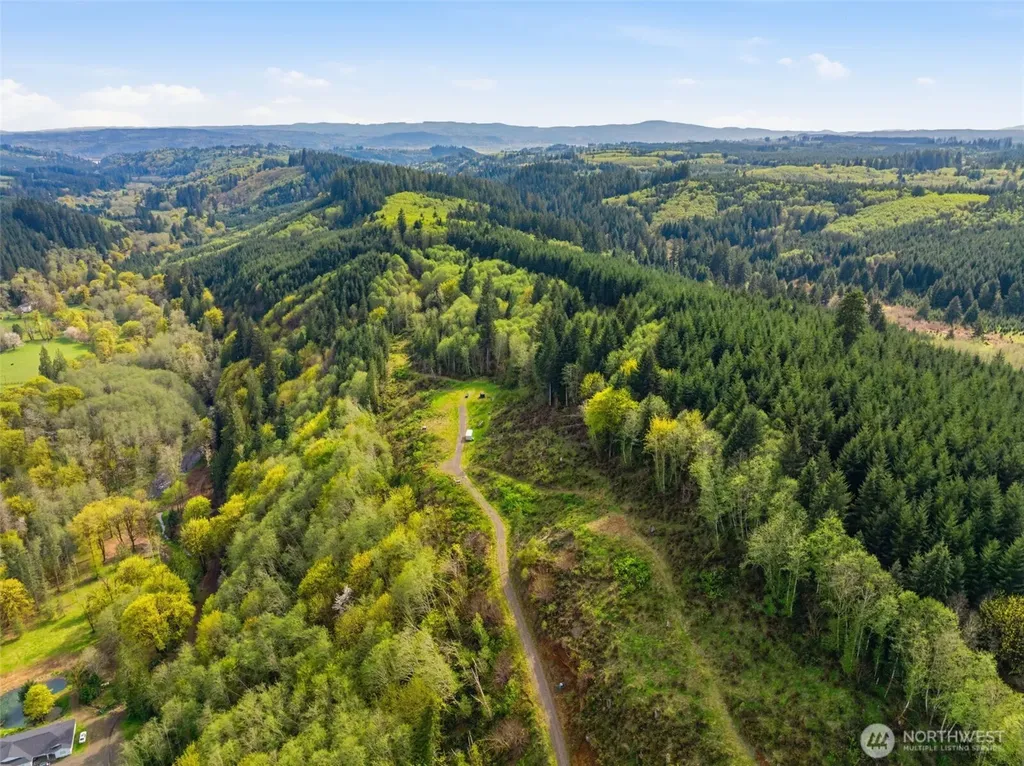 505 Apple Creek Longview WA 98632