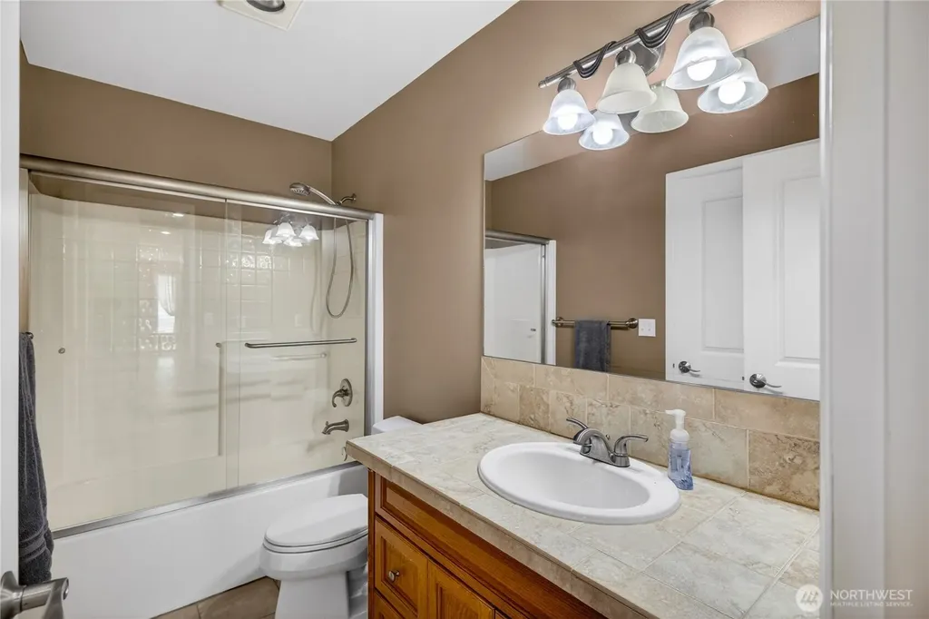 333 Lakeside Drive Sedro Woolley WA 98284