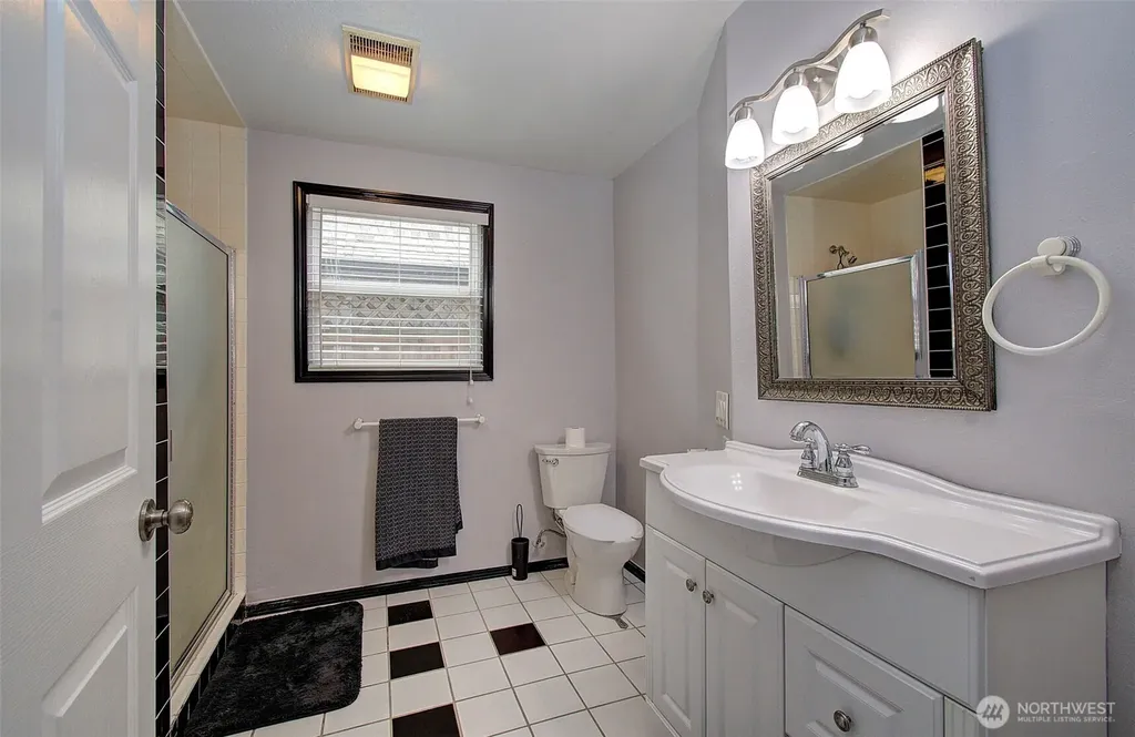 616 N 4th Avenue Kelso WA 98626