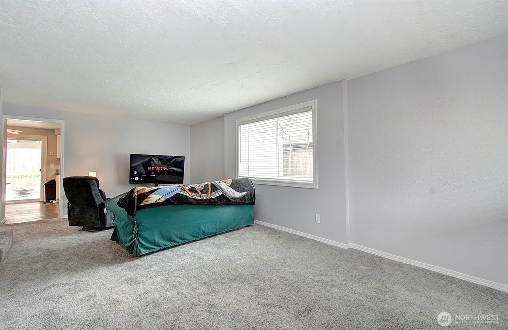 616 N 4th Avenue Kelso WA 98626