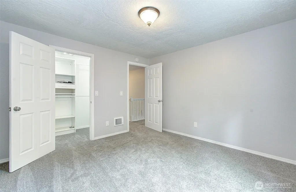 616 N 4th Avenue Kelso WA 98626