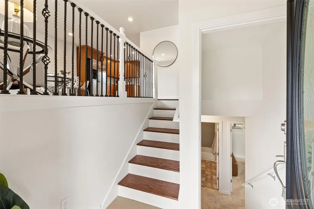 15601 125th Place NE Woodinville WA 98072