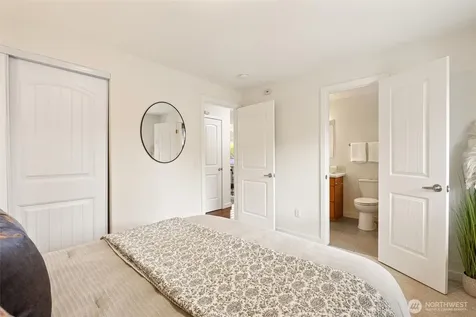 15601 125th Place NE Woodinville WA 98072